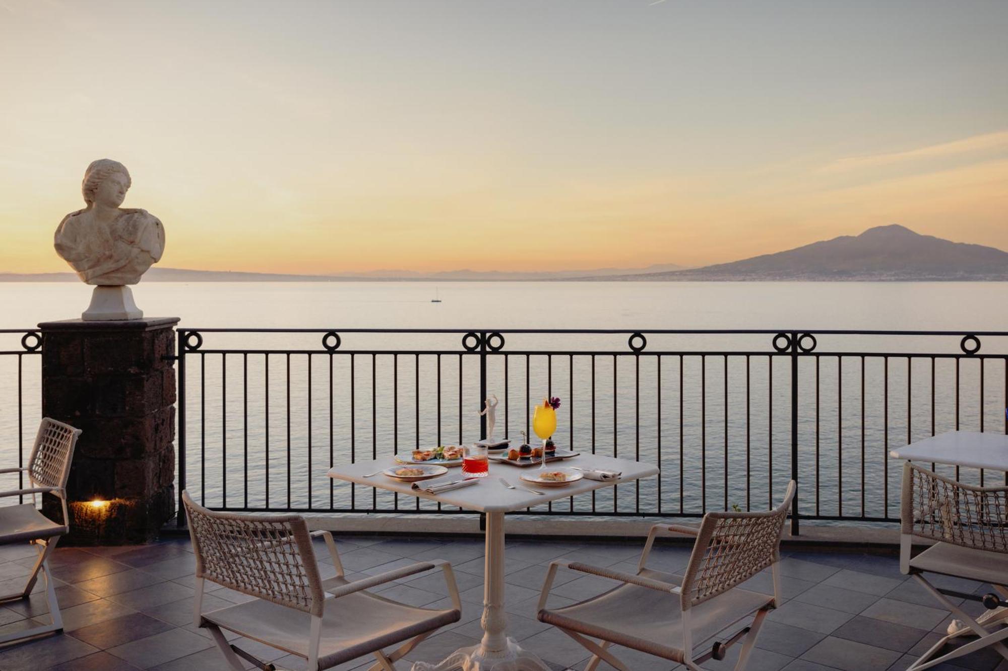 Bellevue Syrene Hotel Соренто Екстериор снимка